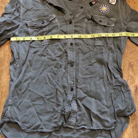 FINAL AE Vintage Wash Button Down Shirt - Picture 7 of 10